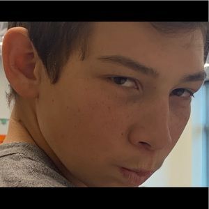 Meet your Posher, Max